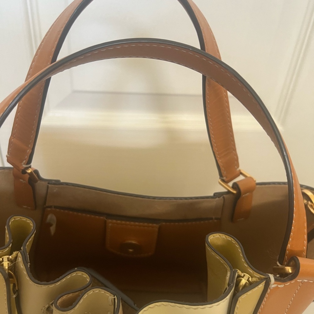 Tory Burch Tri Colored Bucket Bag - Picture 3 of 9